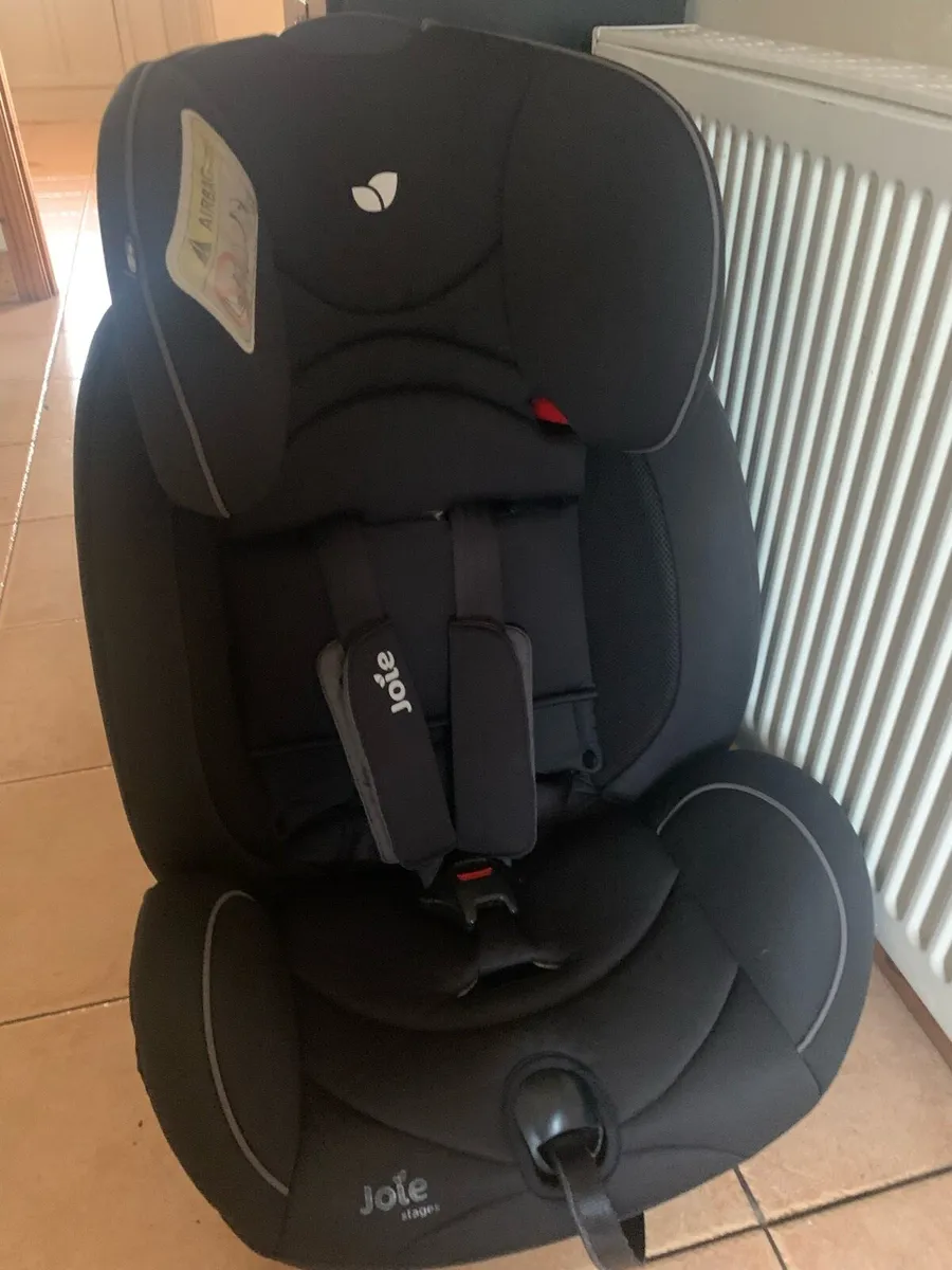 Joie Car seat excellent condition..gorey - Image 4