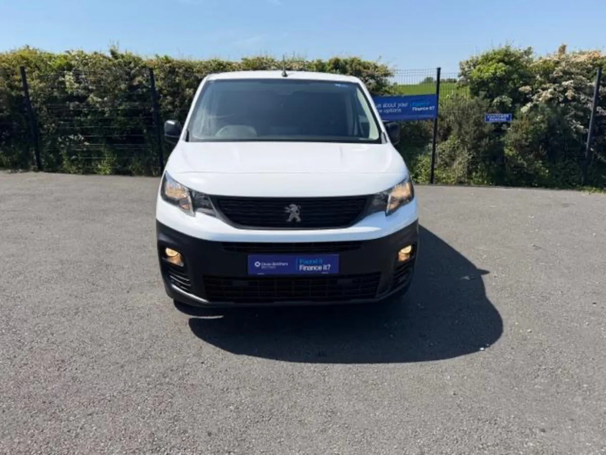 Peugeot Partner Professional- Full Service History - Image 2