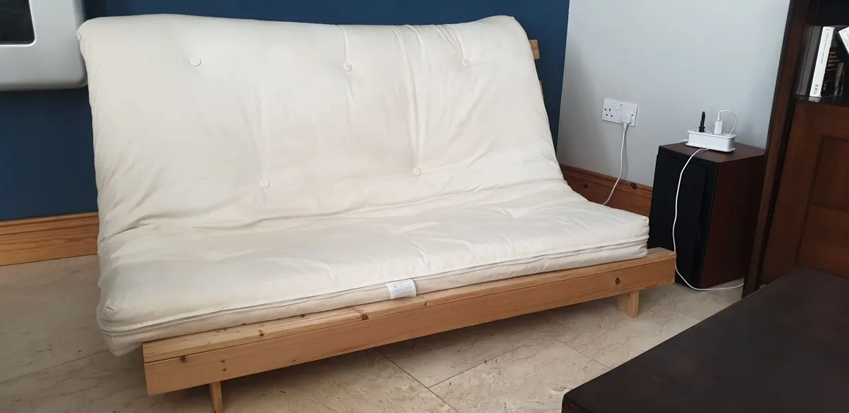 Futon sofa bed - Image 1