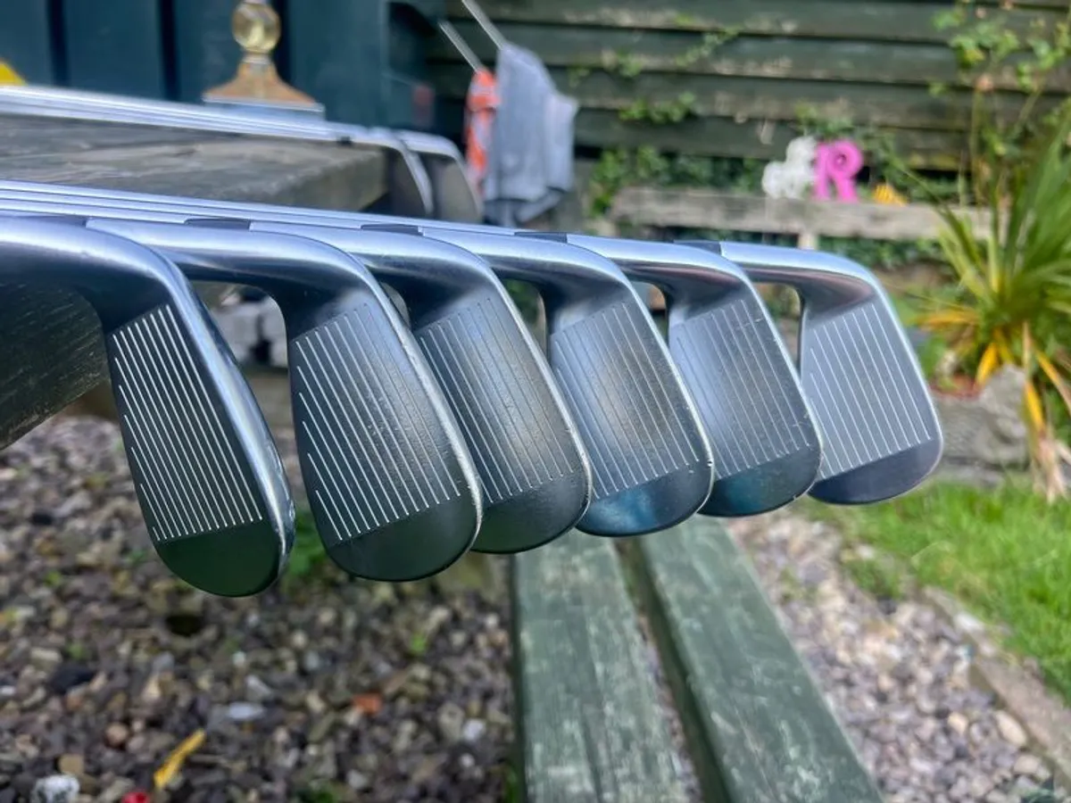 Titleist T200 Irons set - Image 3