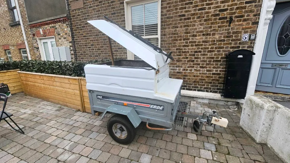 Camping trailer - Image 3