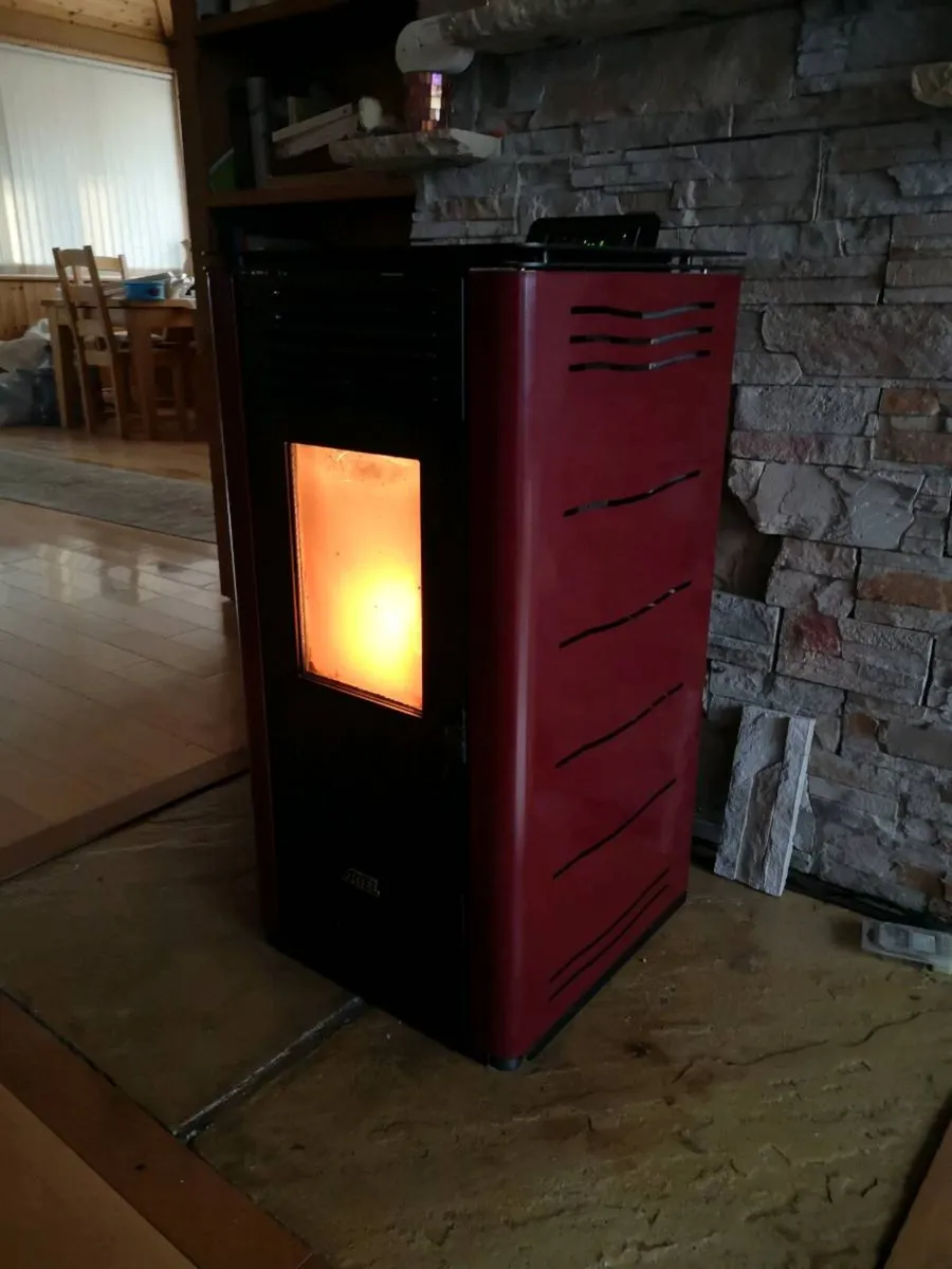 Pellett stove - Image 2