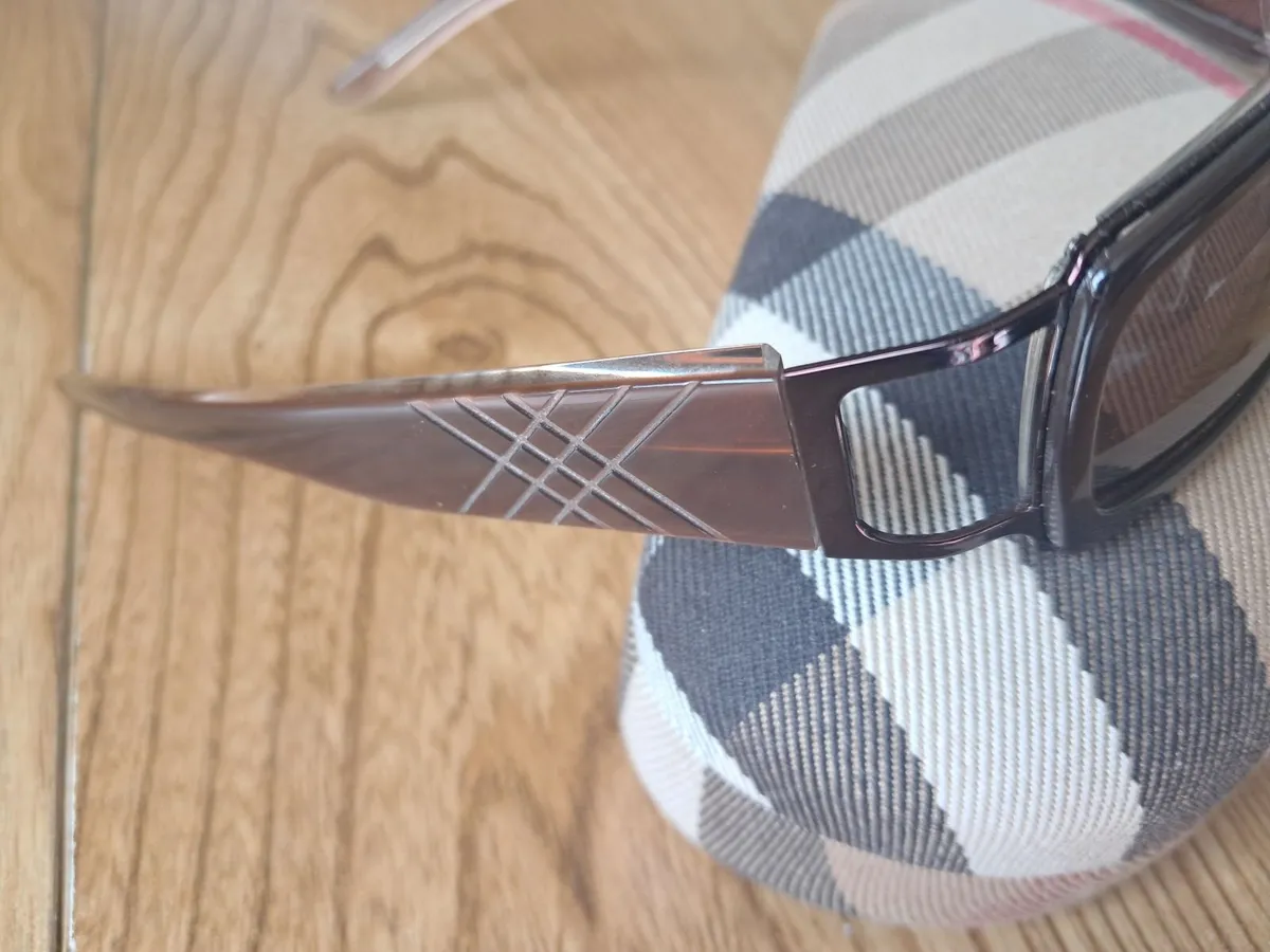 BURBERRY sunglasses by Safilo BRAND NEW - Image 2