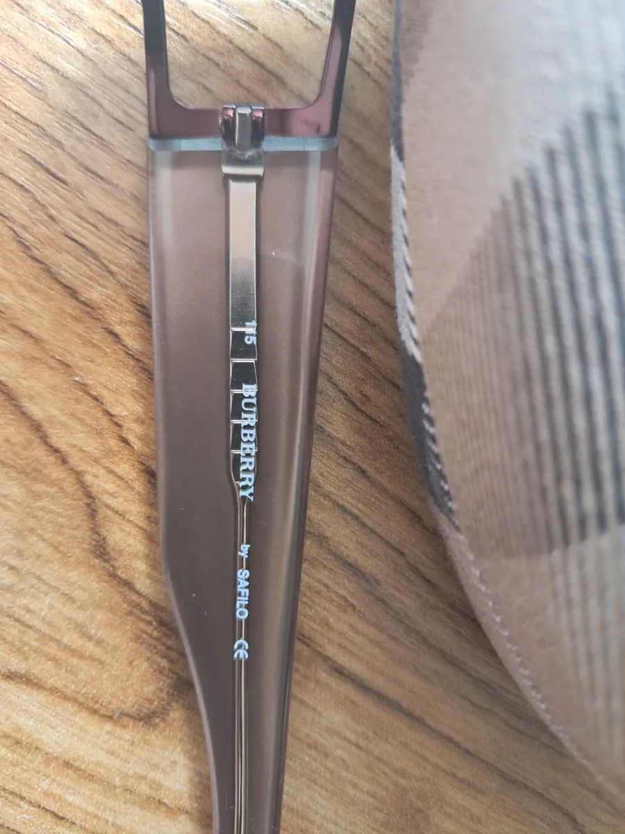 BURBERRY sunglasses by Safilo BRAND NEW - Image 4