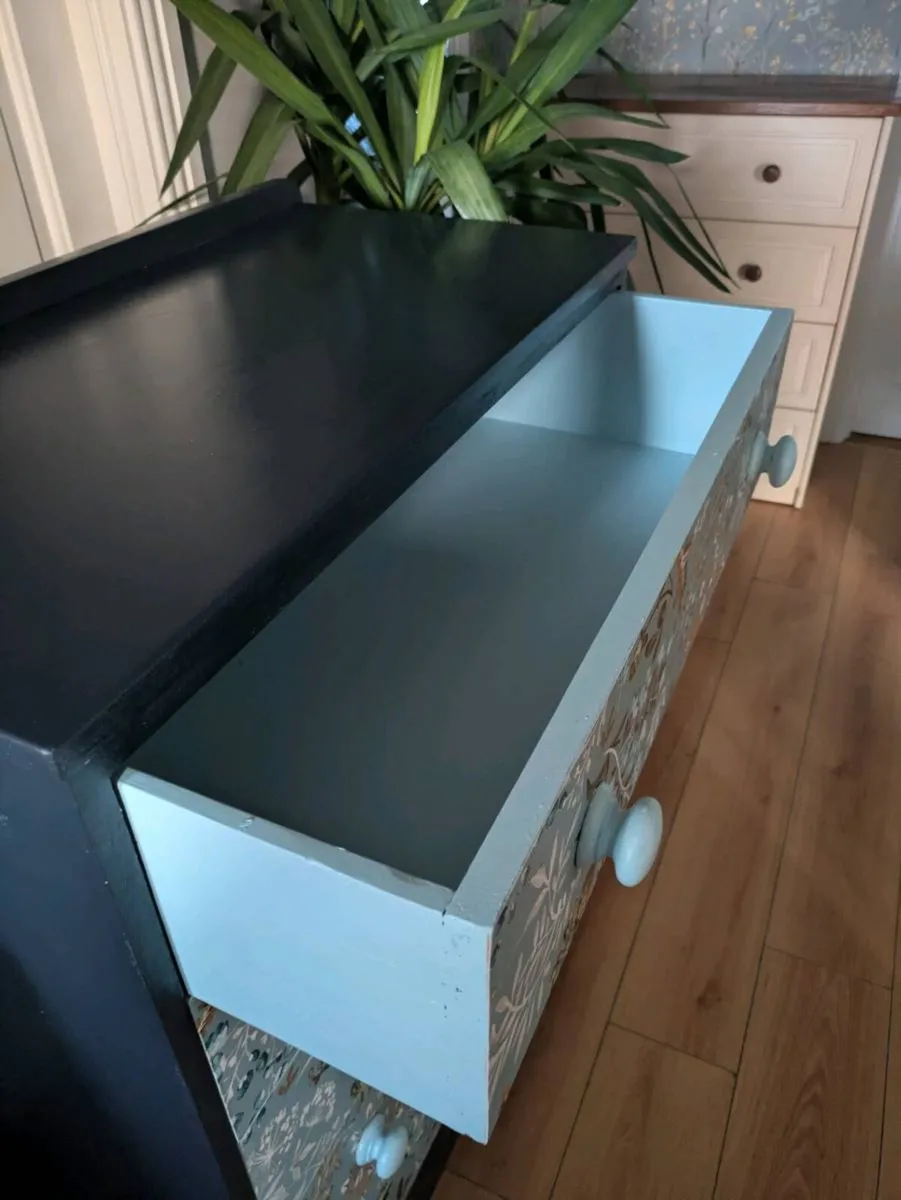 Chest of drawers - Image 4