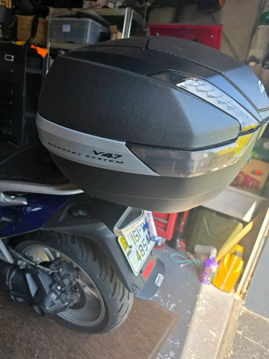 Givi top box - Image 2