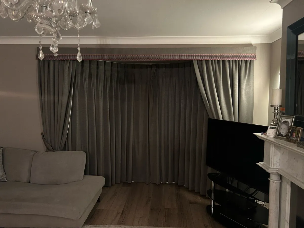 Curtains - Image 1