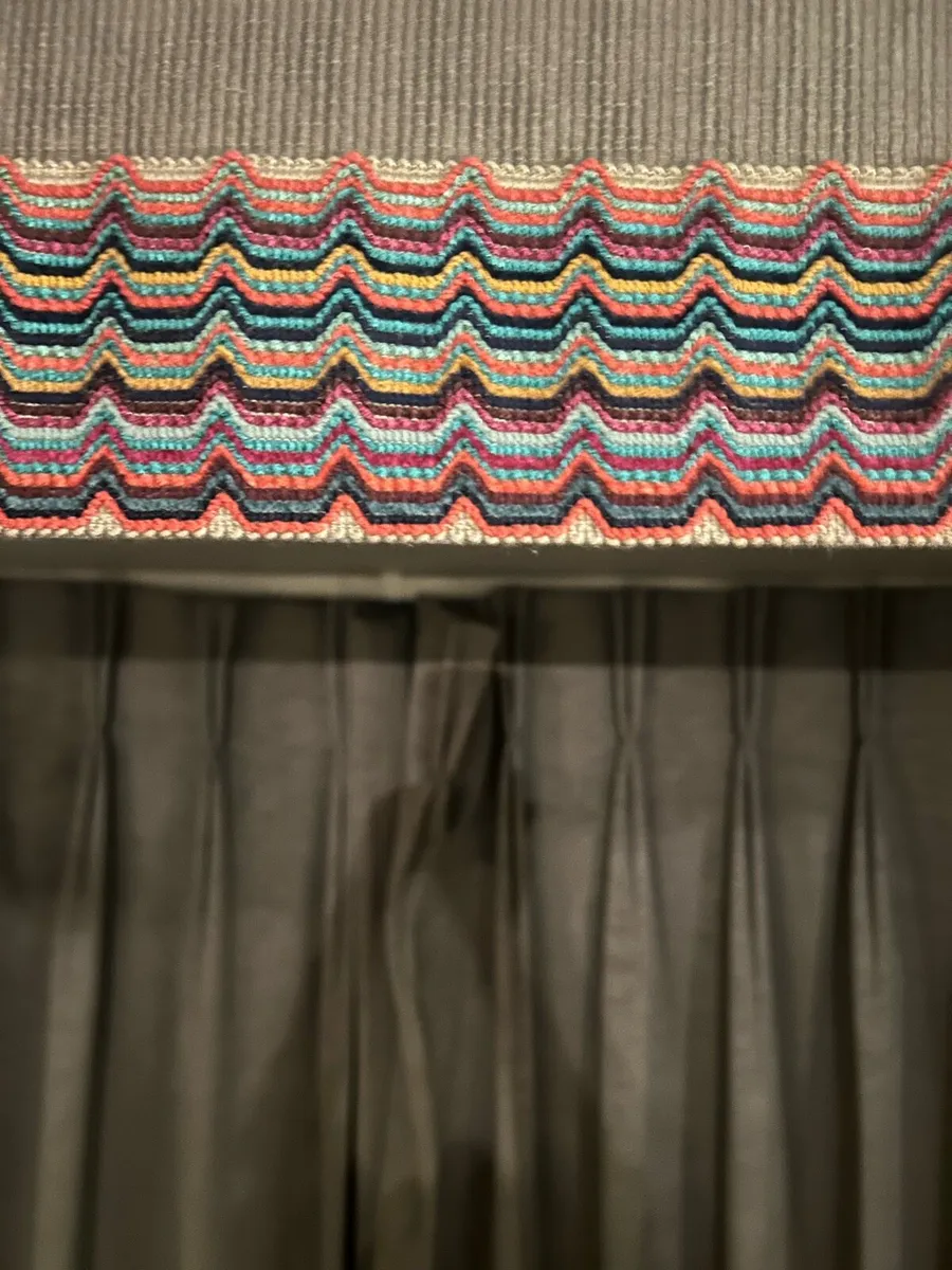 Curtains - Image 4
