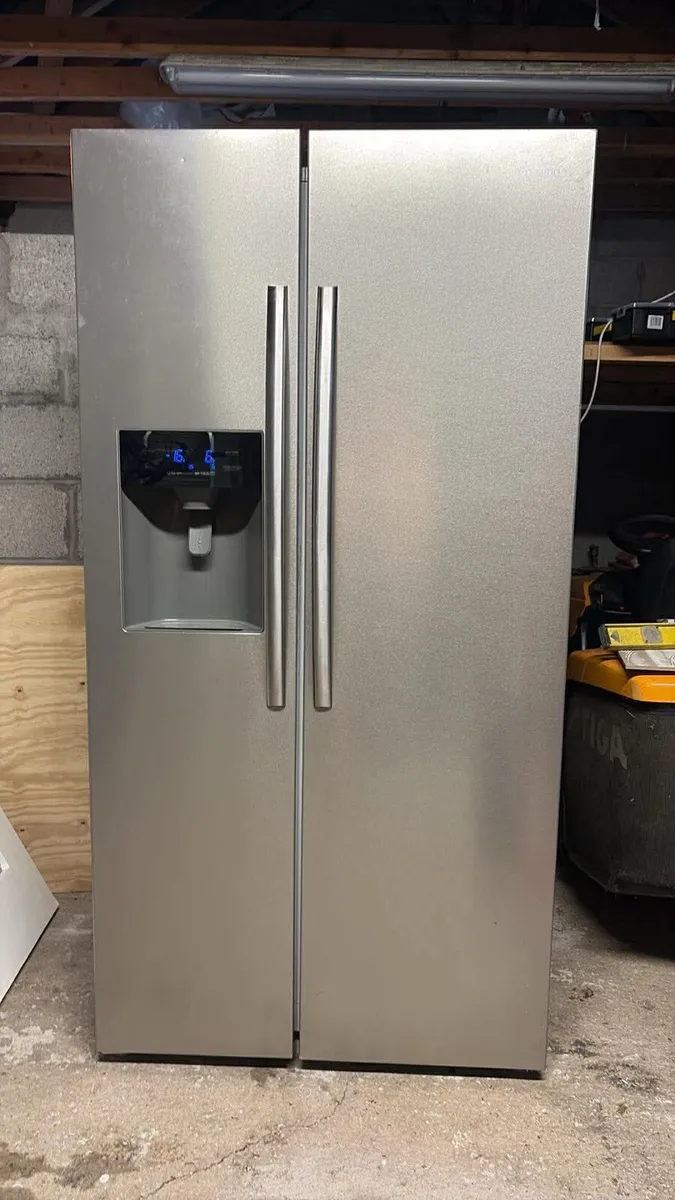 Belling American Fridge Freezer - Image 1