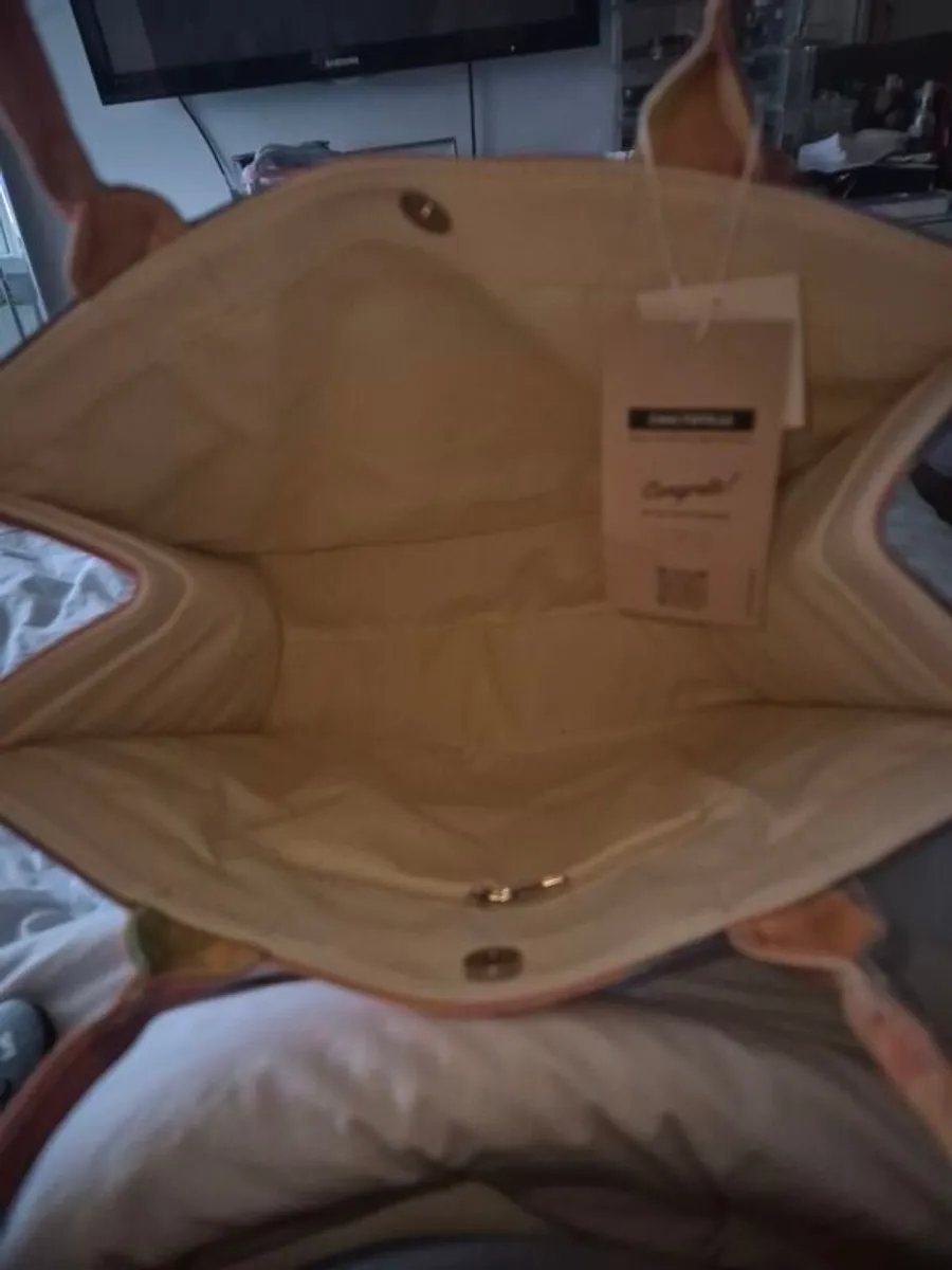 'Chic Tote' - Image 4