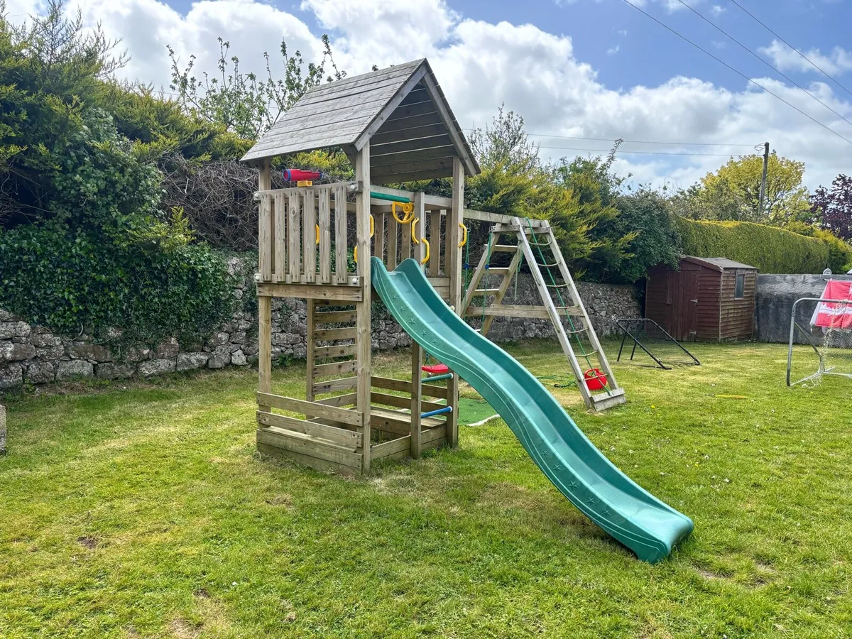 Jungle Gym Wooden climbing frame with swings - Image 2