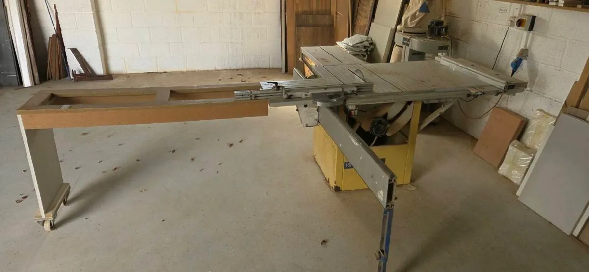 Table Saw - Image 2