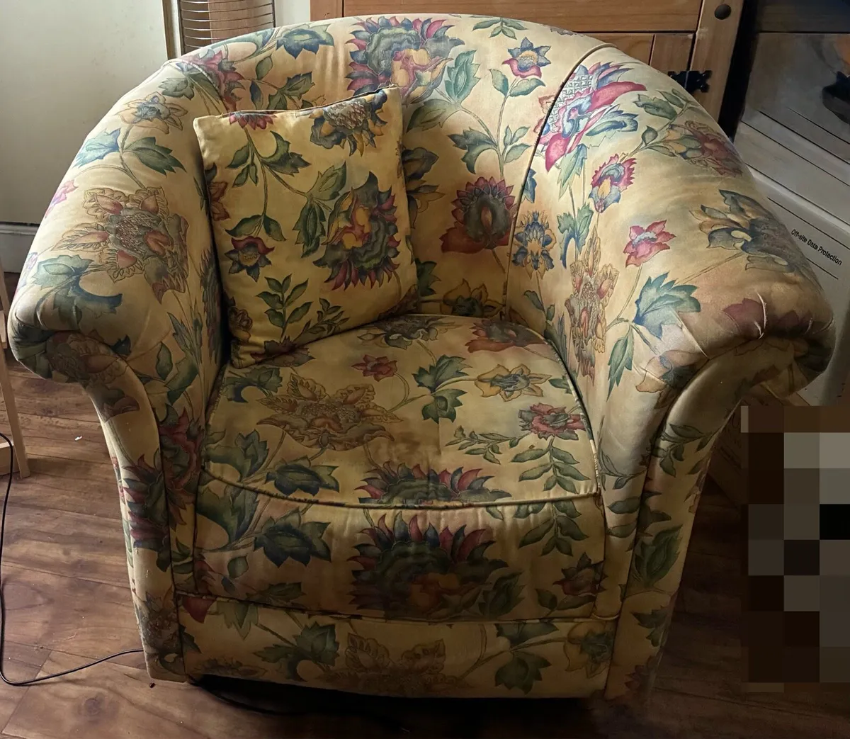 Bucket Arm Chair - Image 1