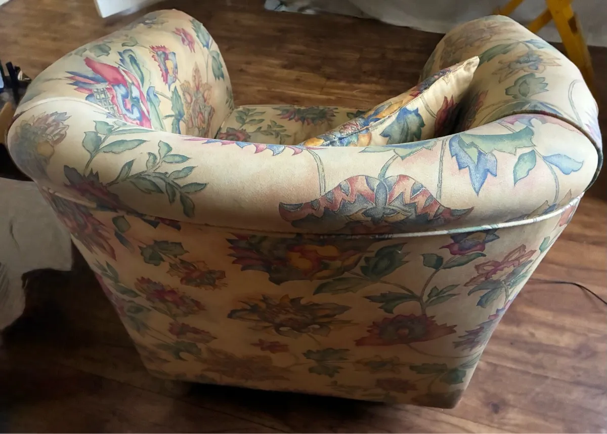 Bucket Arm Chair - Image 3