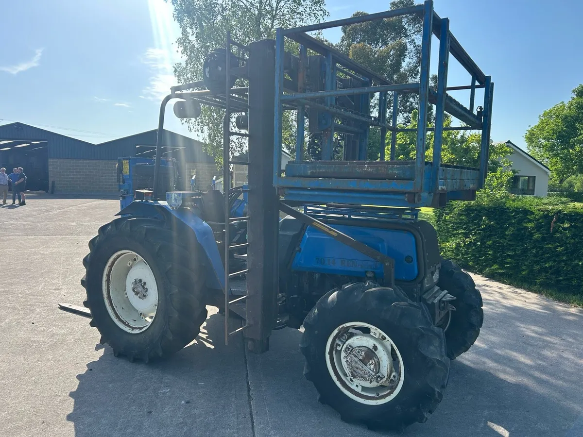 Renault 70-14 - Image 2