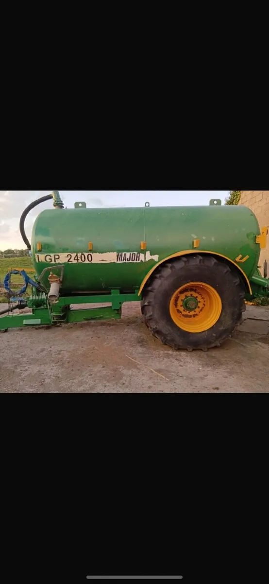 Slurry tank - Image 1