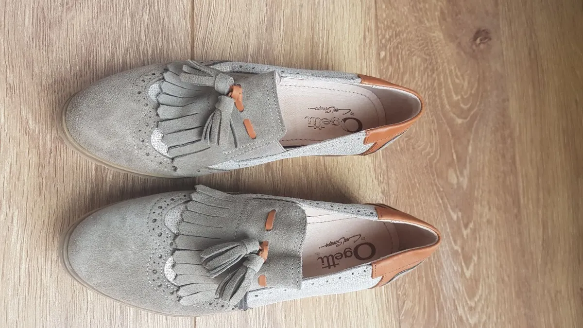 Women's shoes Carl Scarpa Leather BRAND NEW - Image 2