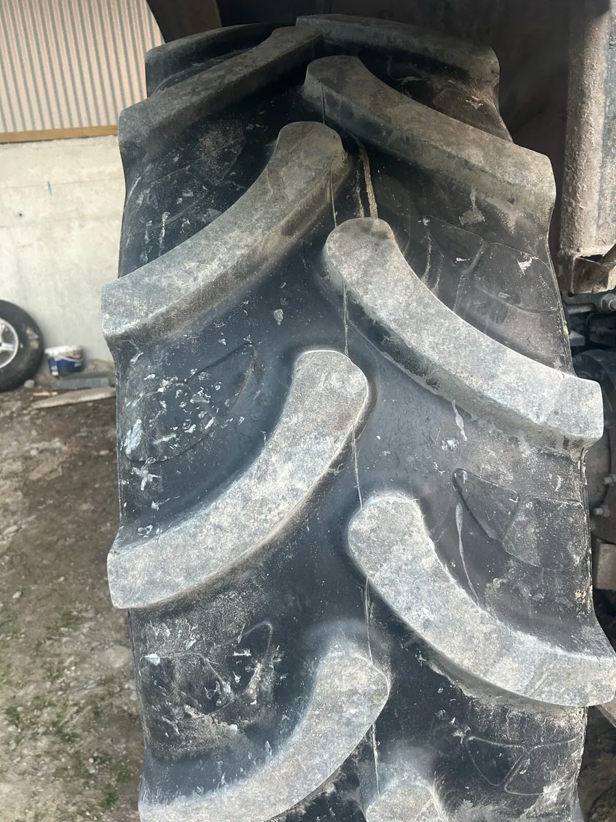 Tractor tyres - Image 4