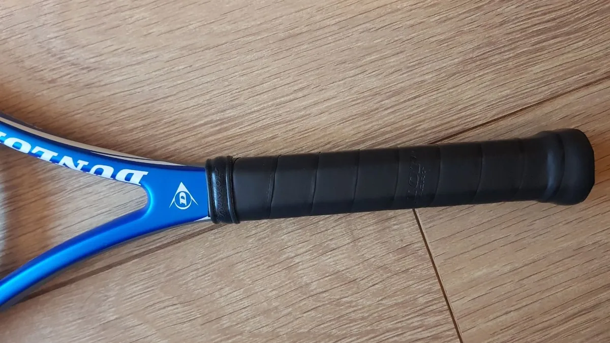 Tennis Racket DUNLOP- brand new - Image 4
