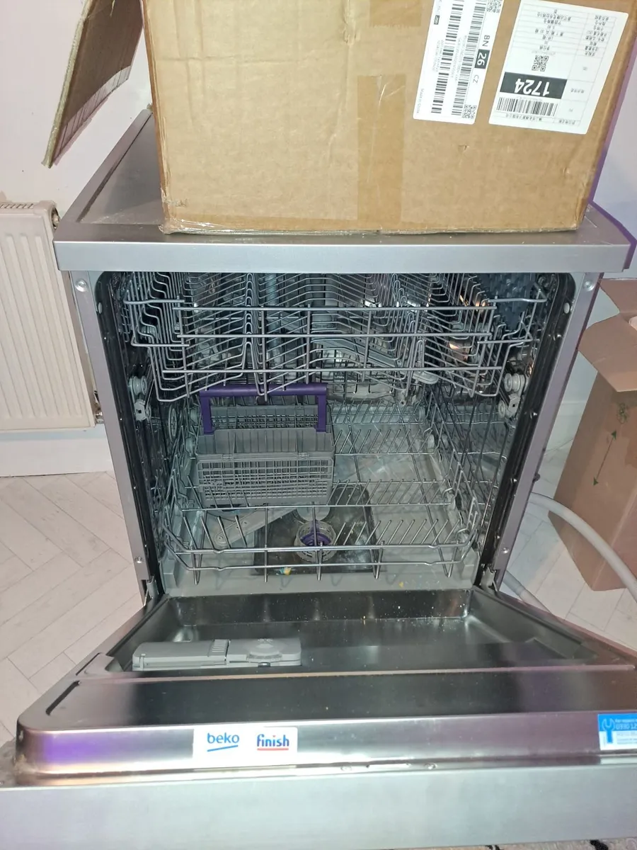 Dishwasher - Image 3