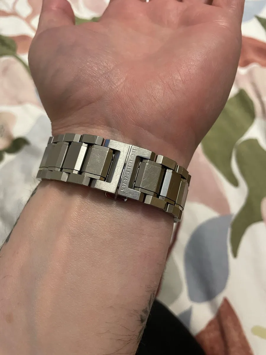 Burberry BU9351 Chronographic Watch - Image 2