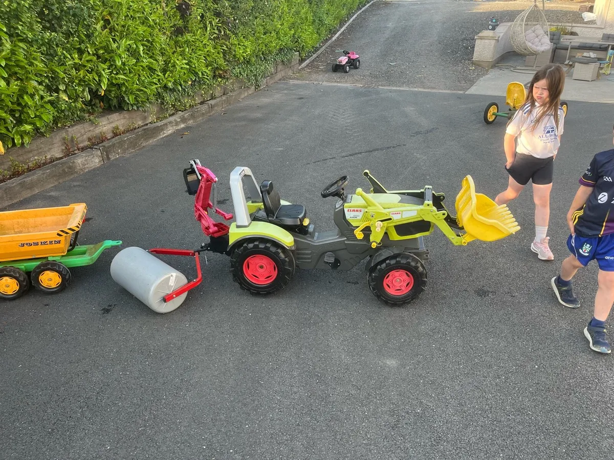 Rolly tractor - Image 1