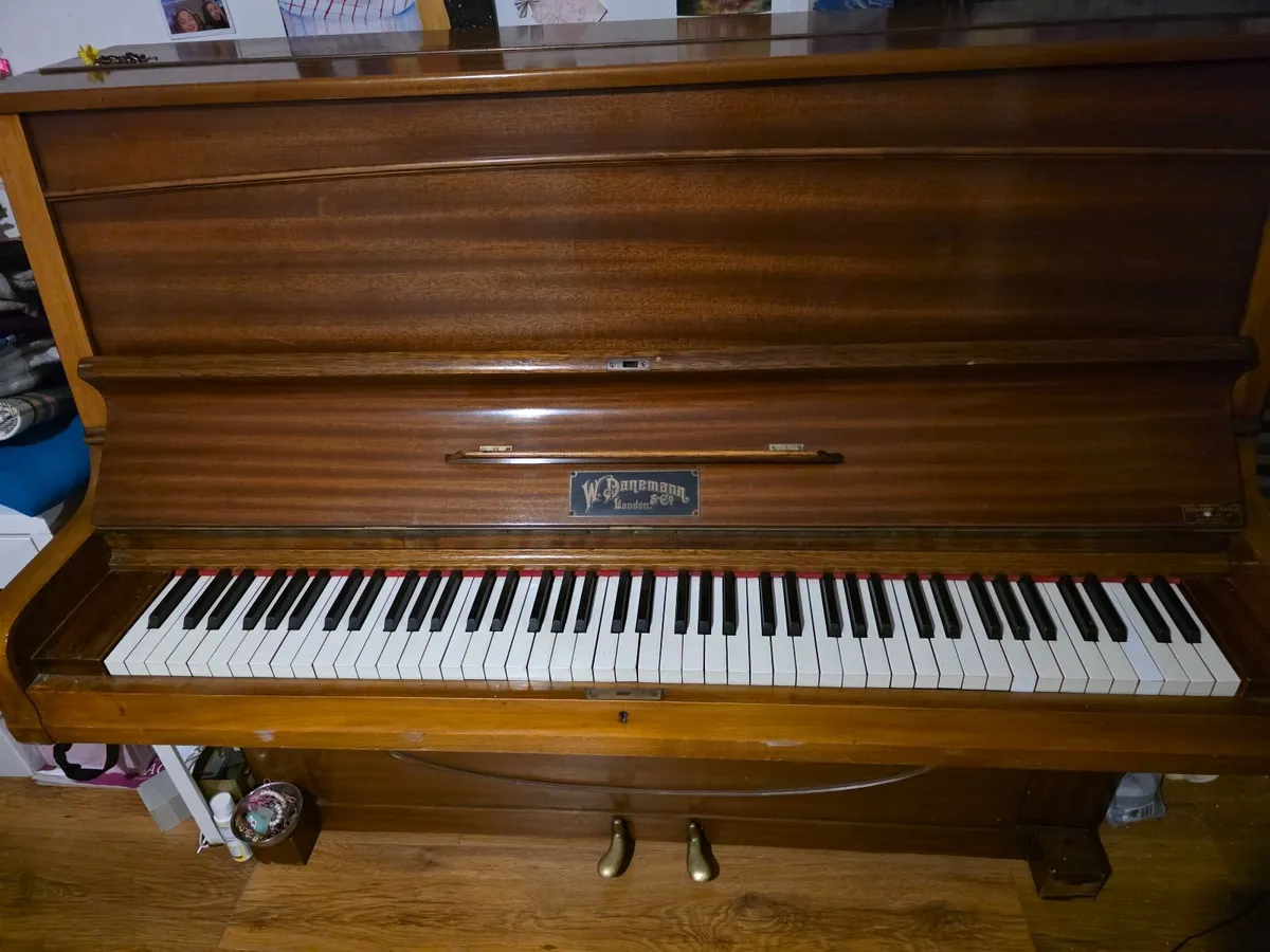 Piano - Image 2