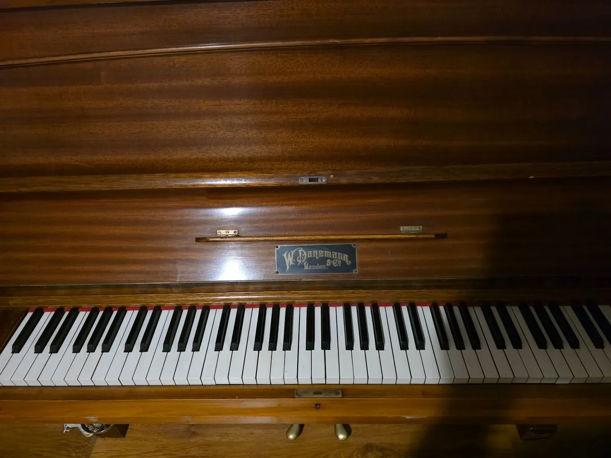 Piano - Image 3