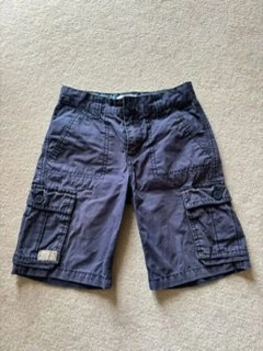 Levis Navy Cargo Shorts age 6-7 - Image 1