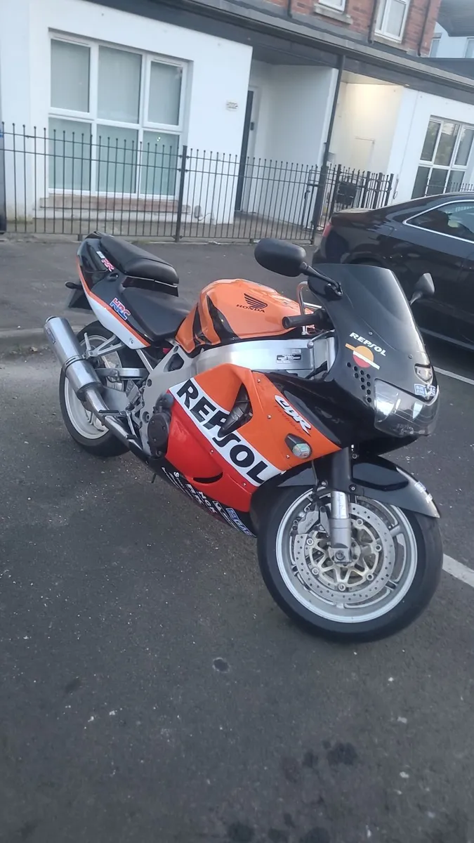 Honda CBR 1999 - Image 4