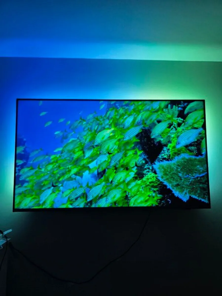 Philips 4k Ambilight TV 50 inch - Image 3