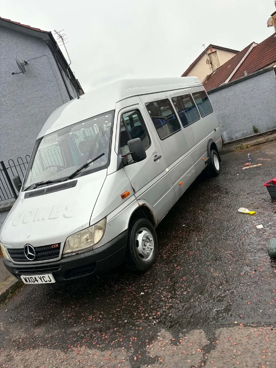 Mercedes-Benz Sprinter 2004 - Image 2
