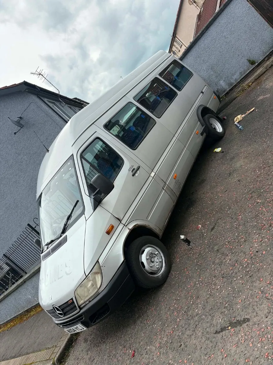 Mercedes-Benz Sprinter 2004 - Image 4