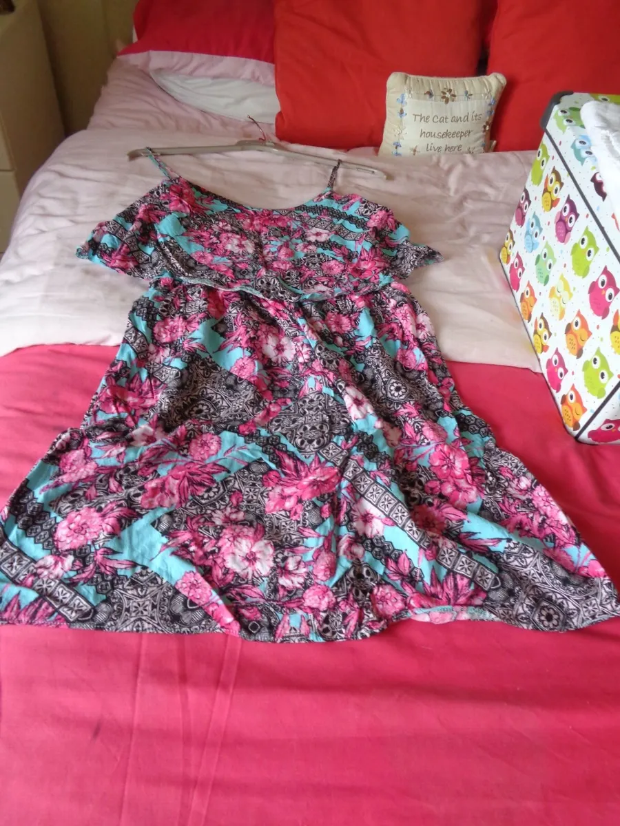 Ladies Shoe String Sun Dress for sale - Image 3