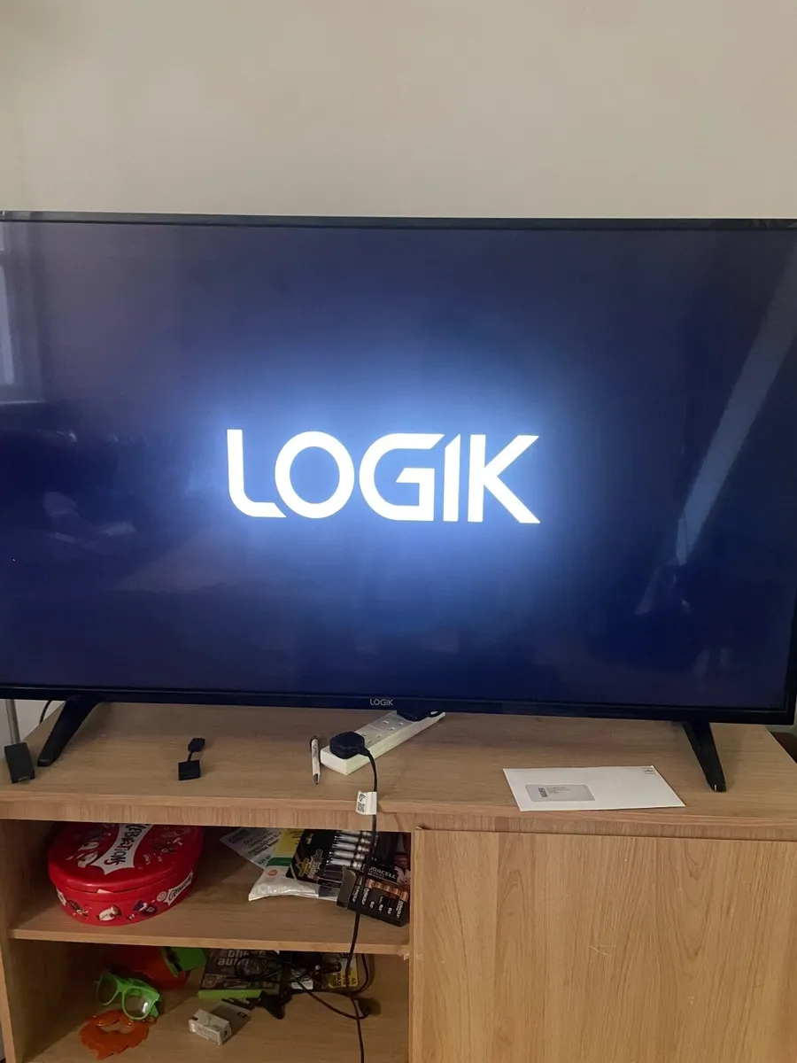 Logik TV 50” - Image 1