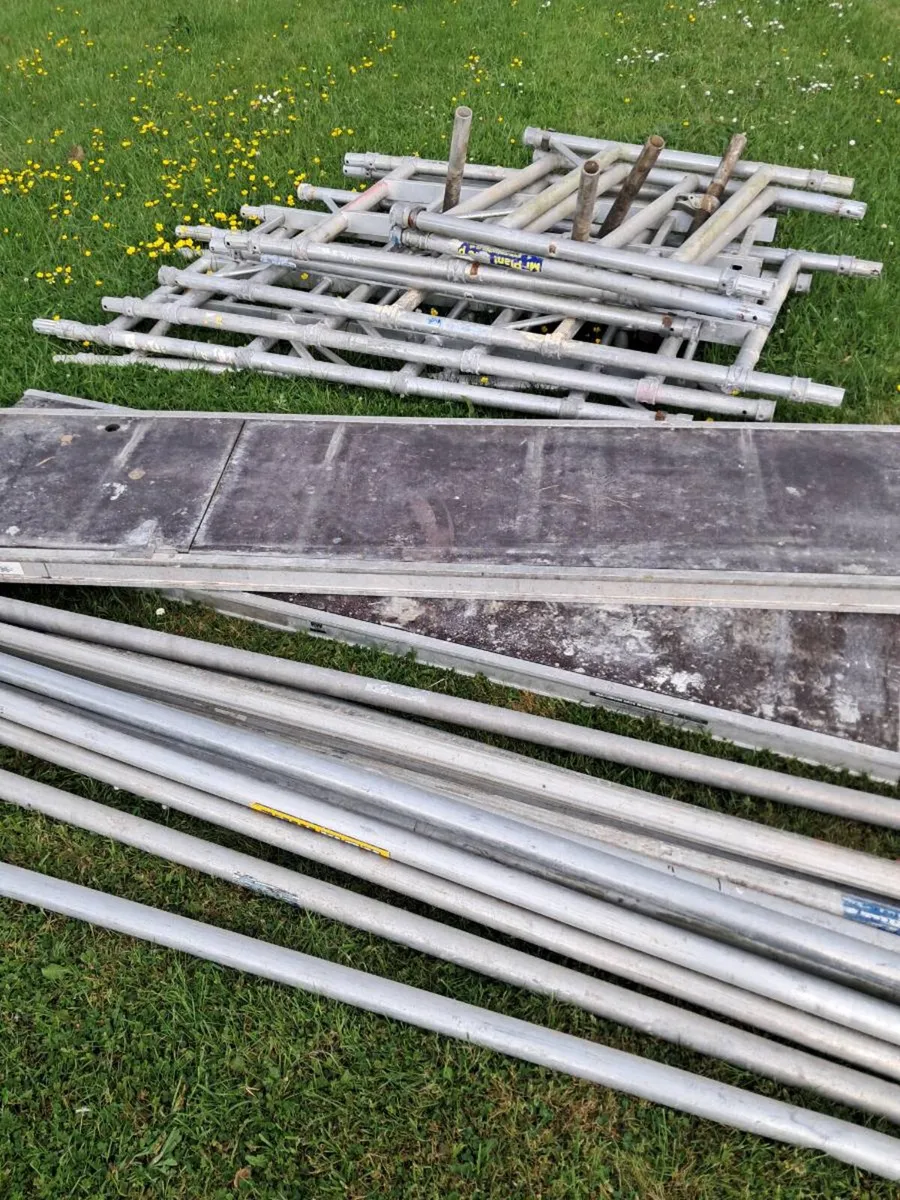 Scaffolding Towers - Image 4