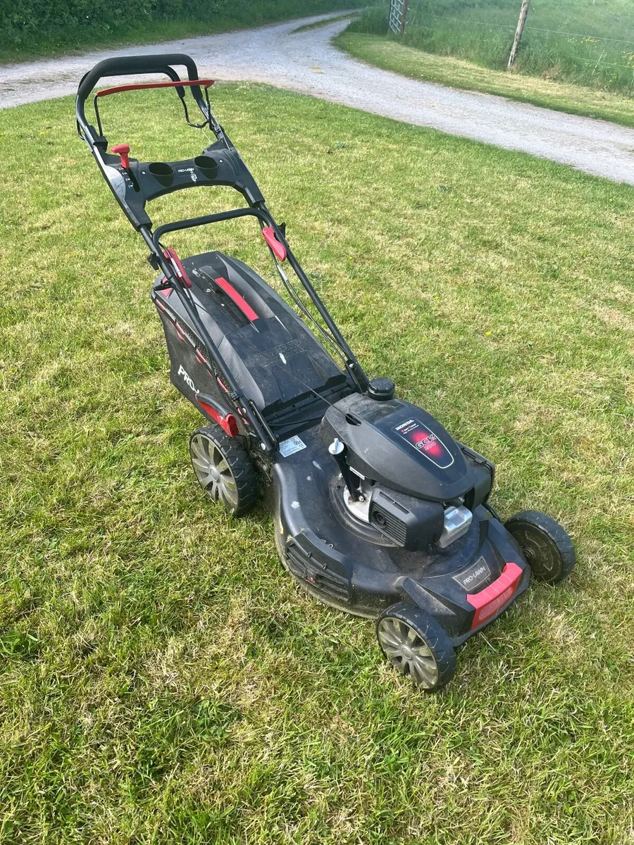 Honda GCX200 Self Propelled Lawnmower 56cm - Image 3