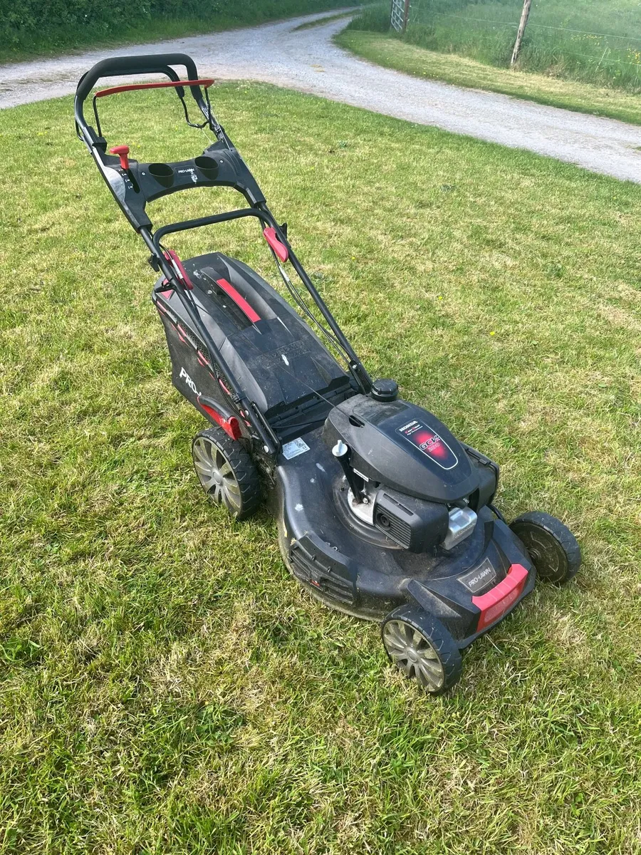 Honda GCX200 Self Propelled Lawnmower 56cm - Image 2