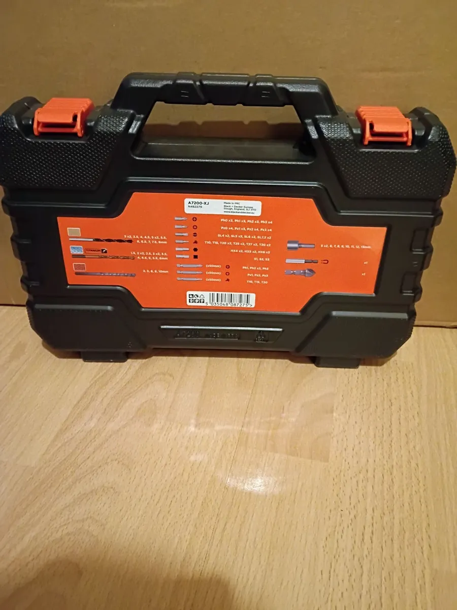 Black&Decker 18V  Hammer Drill and Impact Driver - Image 2