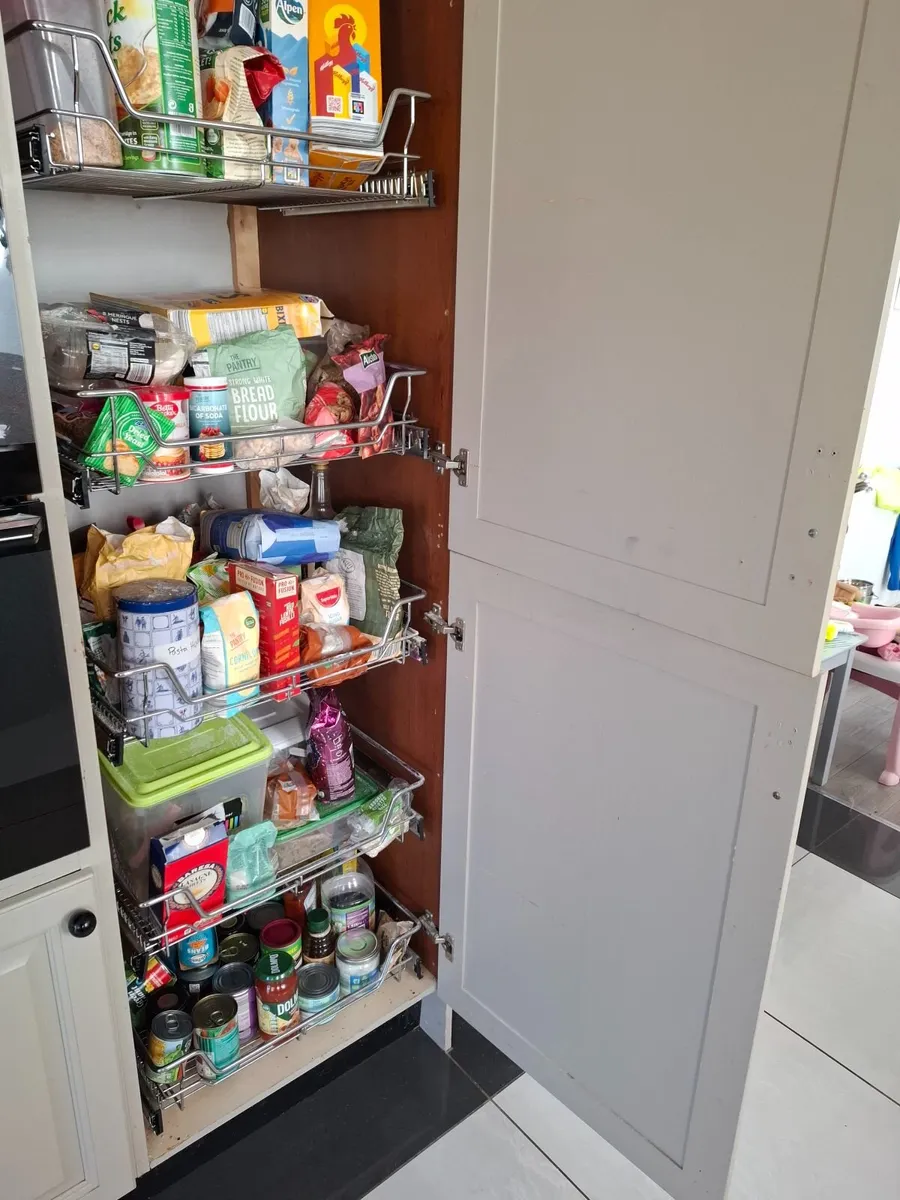 Full solid wood kitchen - Image 2