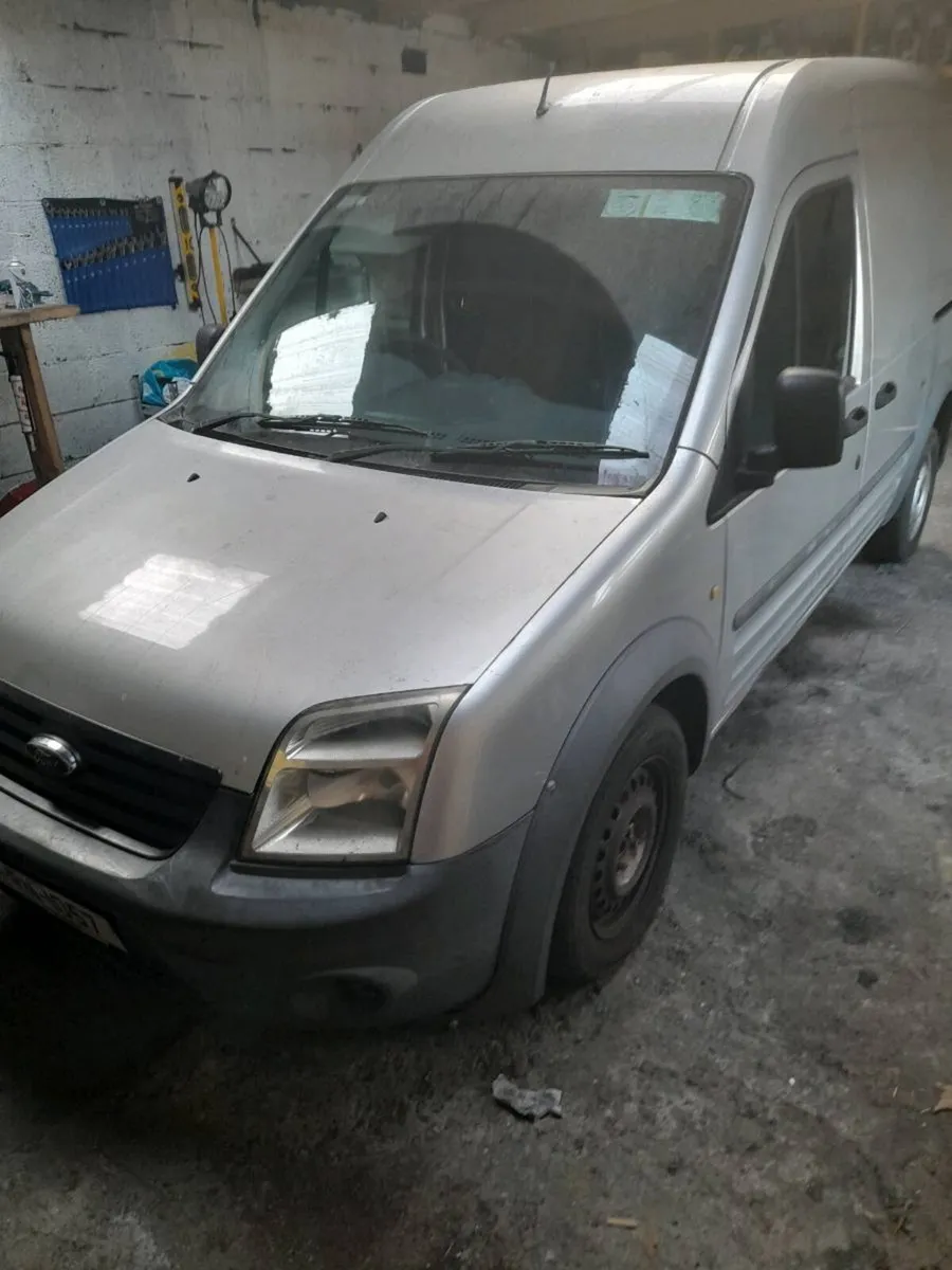 Van - Image 1