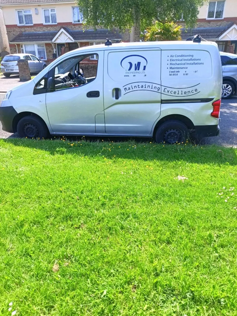 19 nv200 + 21 env200, tax+test, low kms, NO VAT - Image 4