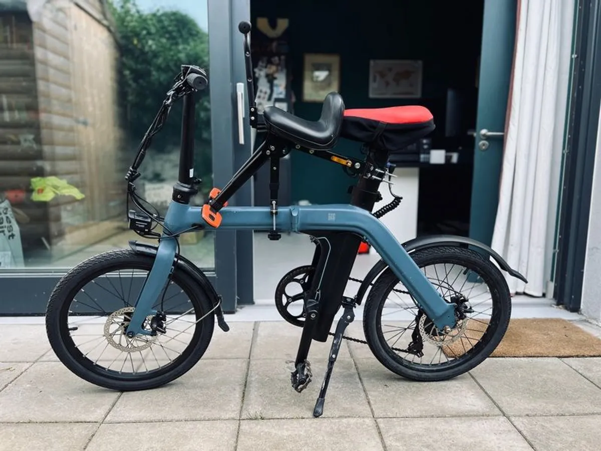 Fiido D11 Electric Folding Bike - Image 2