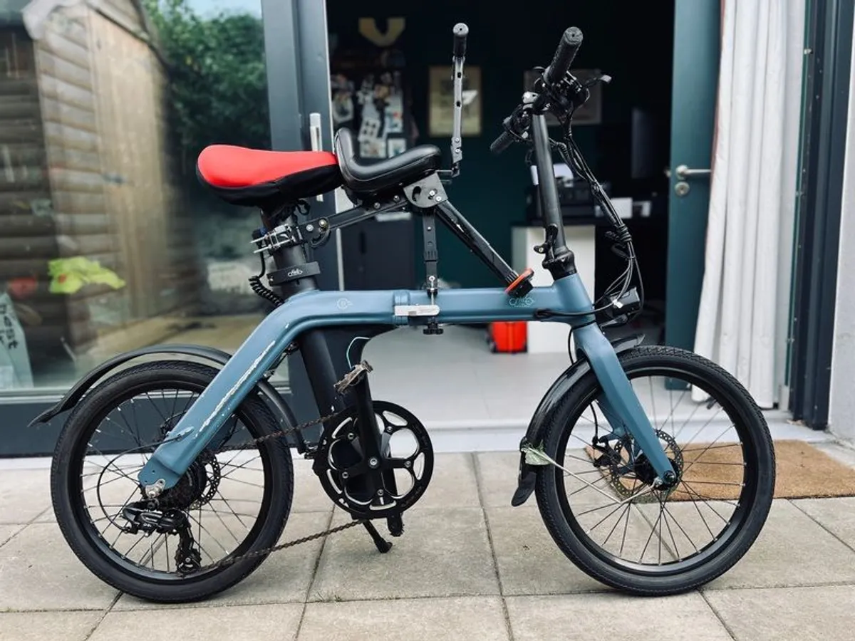 Fiido D11 Electric Folding Bike - Image 3