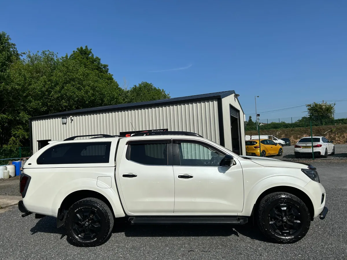 NISSAN NAVARA 2.3DCI N-GUARD AUTO NO VAT VRT INC - Image 2