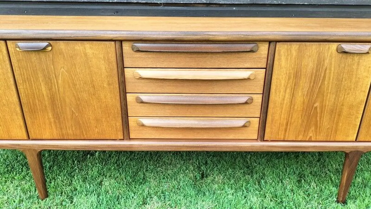 Mid Century Vintage Younger 'Sequence' Sideboard - Image 4