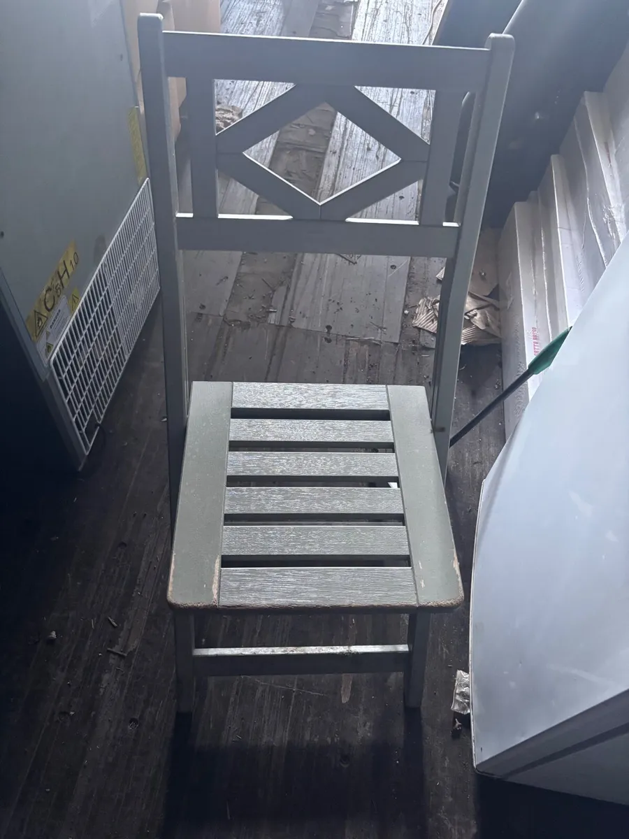 Outdoor tables & chairs - Image 2