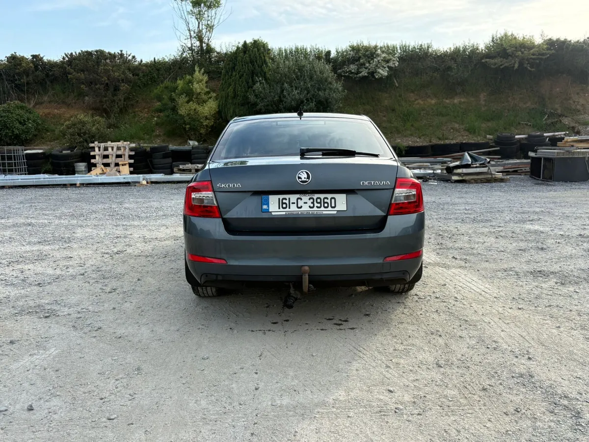 2016 Skoda Octavia 1.6 diesel - Image 2