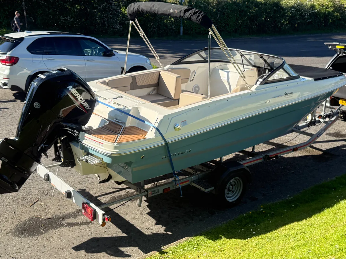 Bayliner VR4 bowrider - Image 2