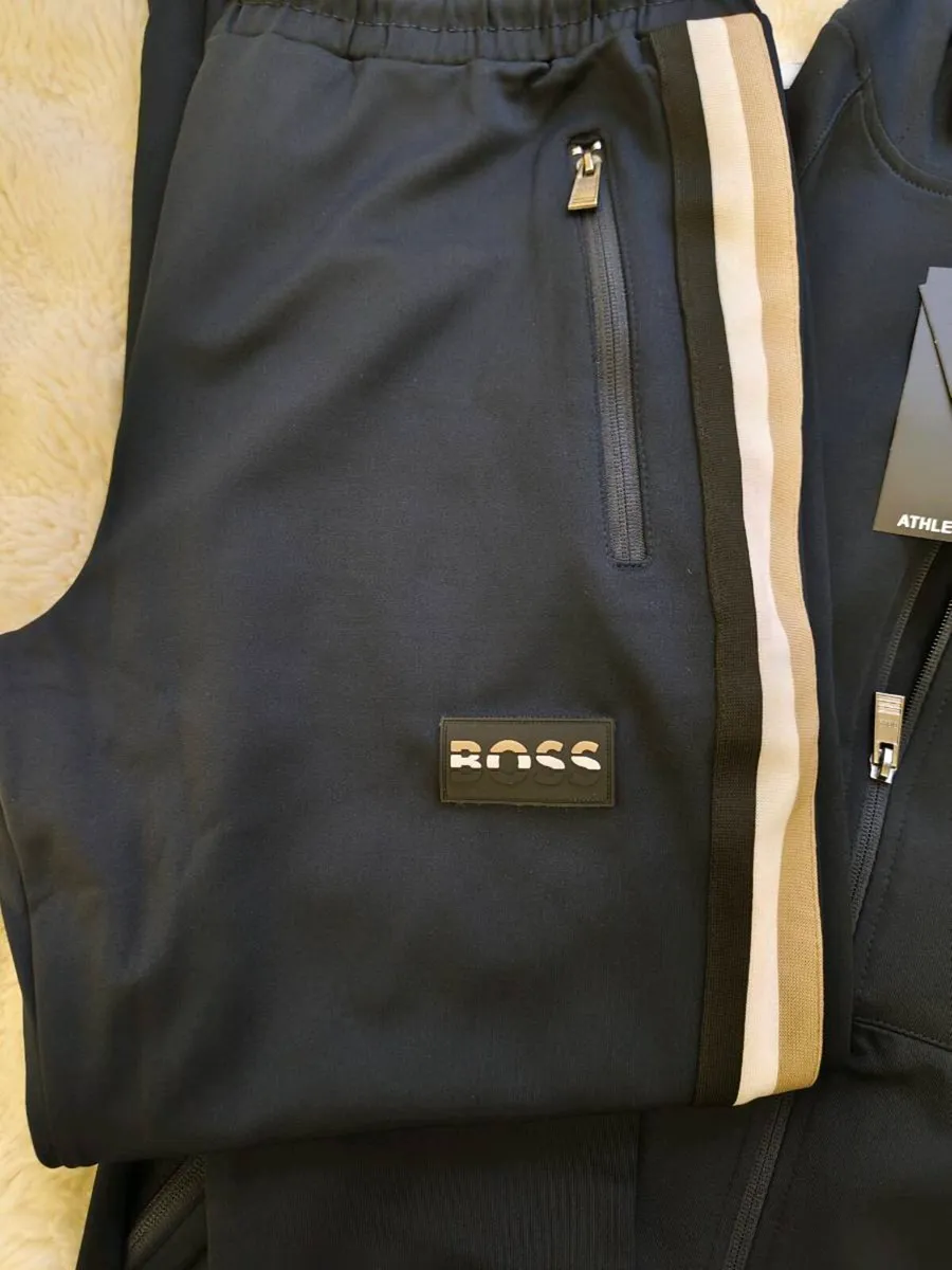 a tracksuit set - Image 2